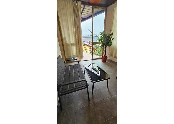 With Two And Shared Bathroom Pensjonat Minusio