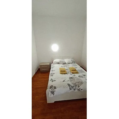 With Two And Shared Bathroom Maison d'hôtes 3*