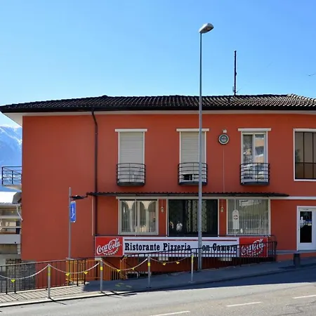 With Two And Shared Bathroom 3*